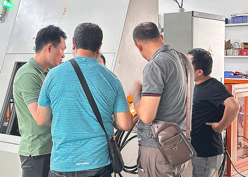A notícia a mais atrasada da empresa aproximadamente Os clientes argelinos vêm visitar a nossa empresa!