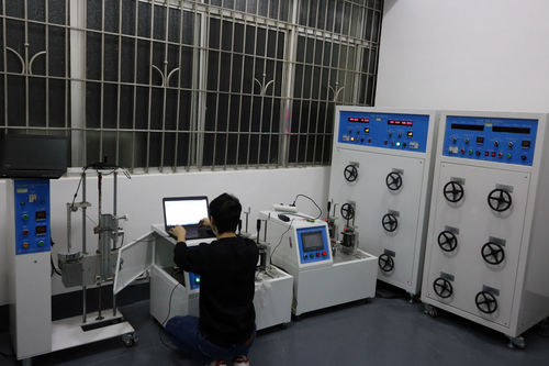 A notícia a mais atrasada da empresa aproximadamente A instalação de equipamento do laboratório do cliente do saudita e treinamento da comissão terminado com sucesso